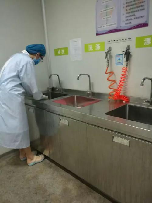 服务至上 安全供应 铜川矿务局中心医院消毒供应中心